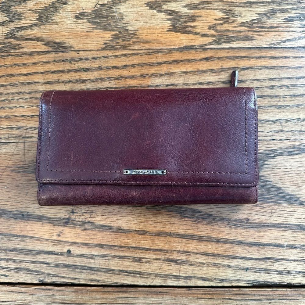 Fossil Tri-Fold Wallet + check book set Brown Leather Zipper back pocket Vintage